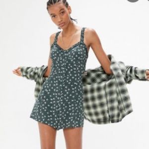 UO Floral Ruffle Button-Front Romper - Black